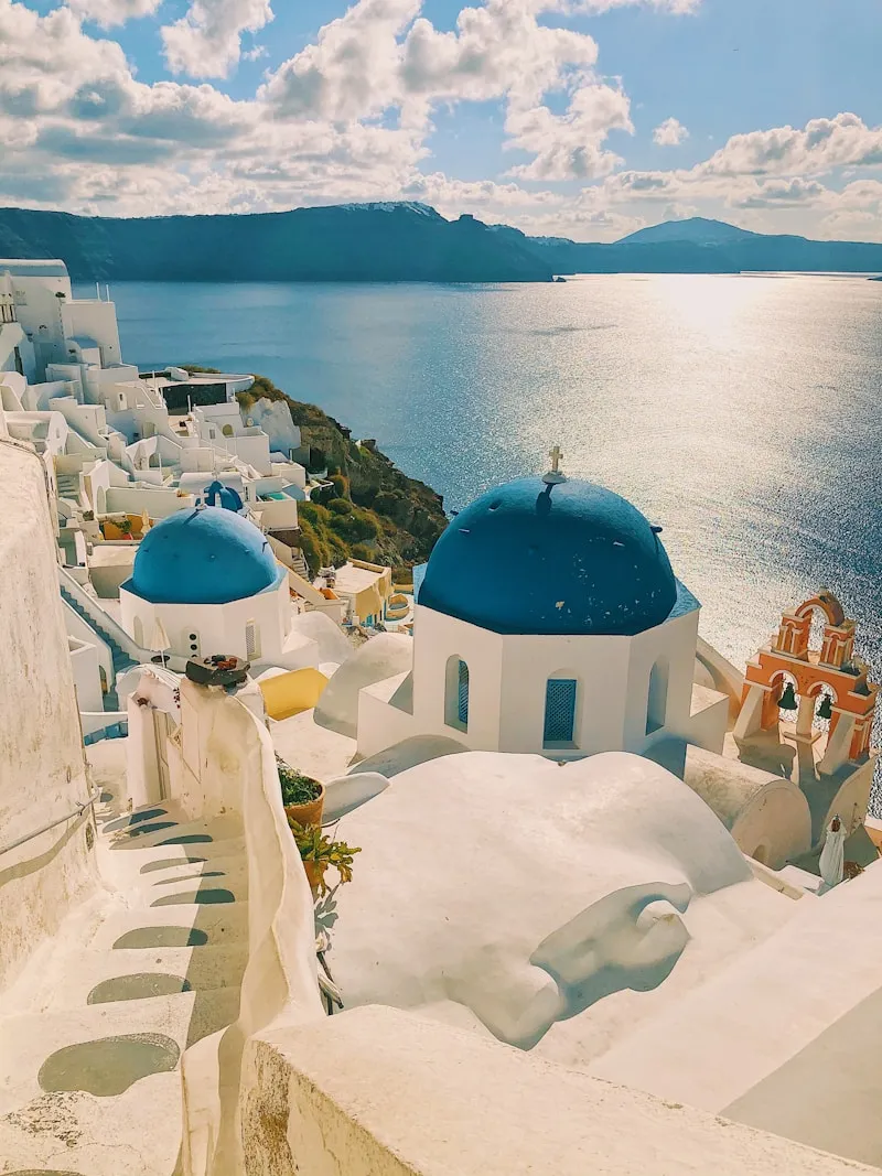 Island Hopping in Greece: Santorini to Mykonos